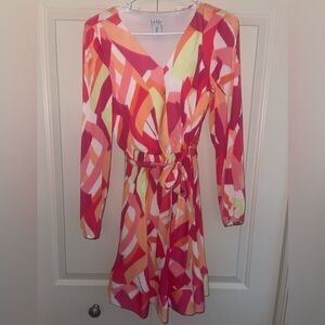 Nicole Miller XS light breezy spring/summer dress.  Cinches at the waist.